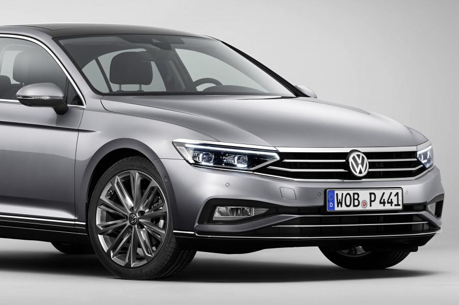 Детали экстерьера Volkswagen Passat Highline (B8) 2019 года  (WW) (фото 3 из 34)